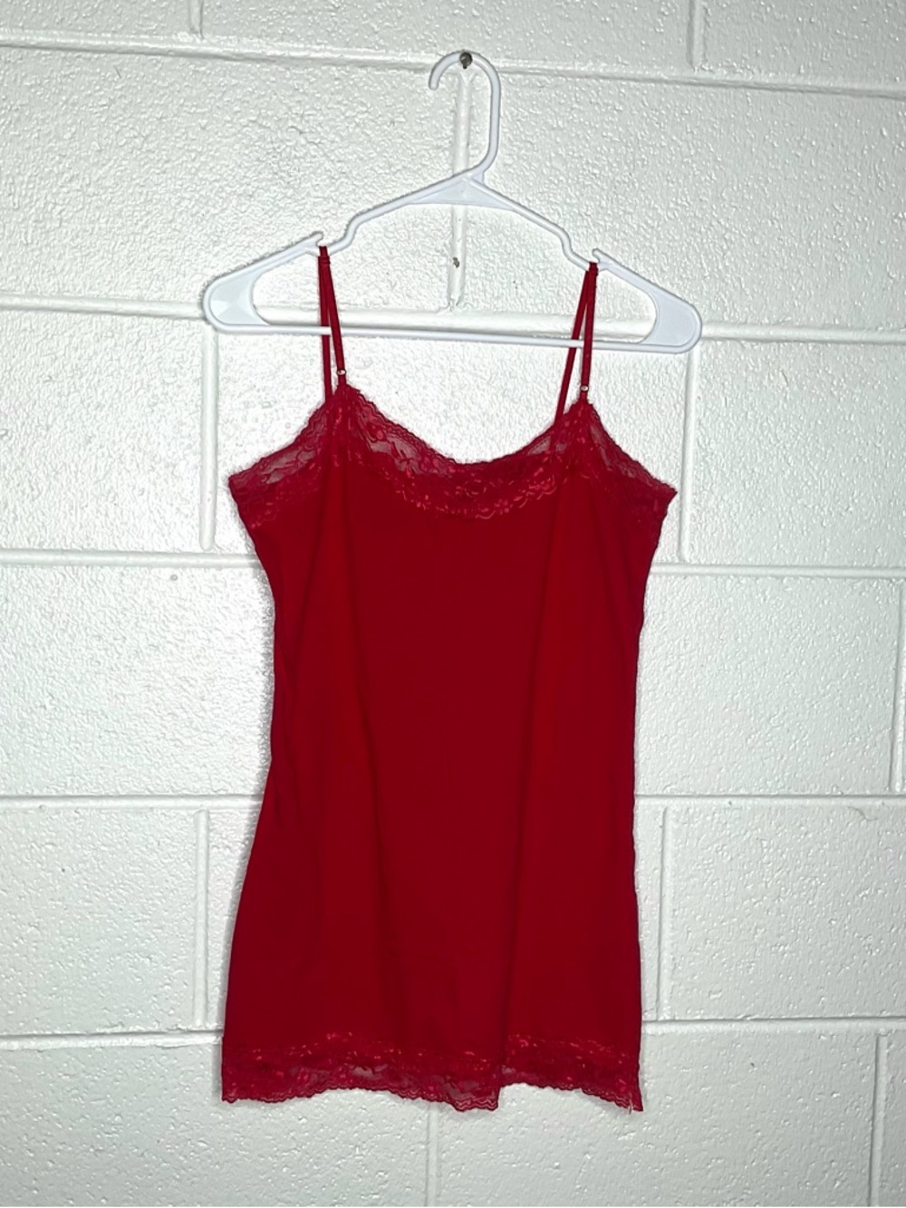 < Y2K Reserved Red Lace Trim Dainty Cami Tank Top >